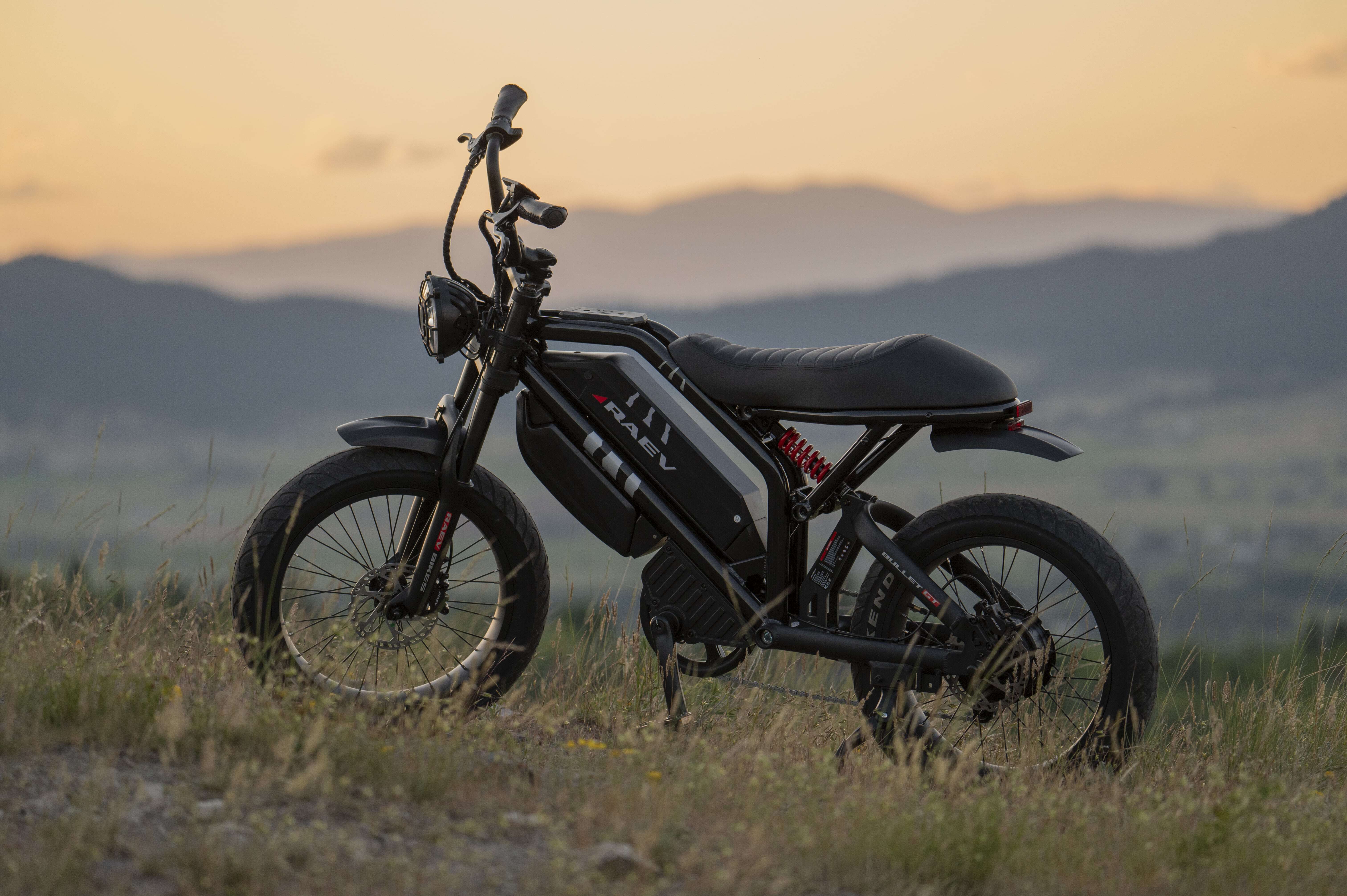 Why RAEVBikes chose the CafeRacer style